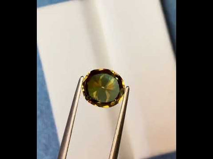 1.6 carats Natural Sphene / Titanite Loose Stones