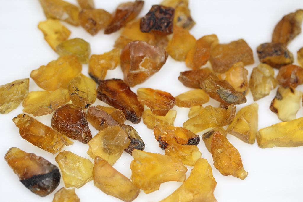17.6 grams uncut Amber Gemstones | Cabbing Rough Gemstones