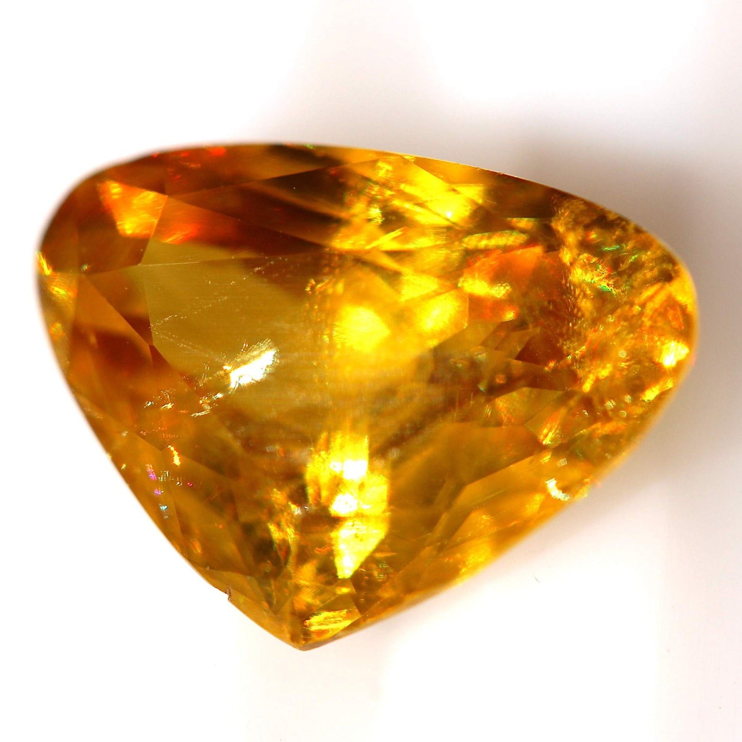 2.8 Carats Triangular Natural Rare Yellow Sphene Gemstone | Titanite