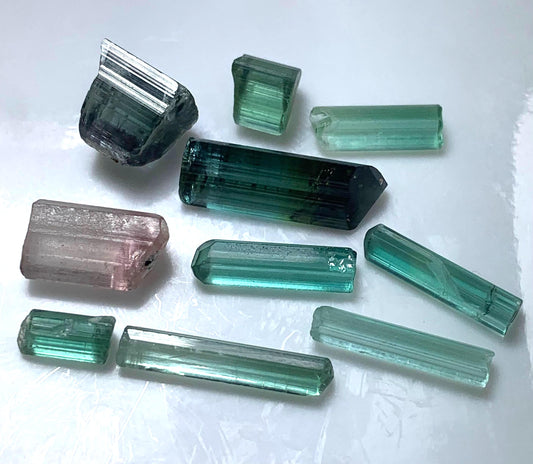 25 carats Raw Tourmaline Crystals for Faceting