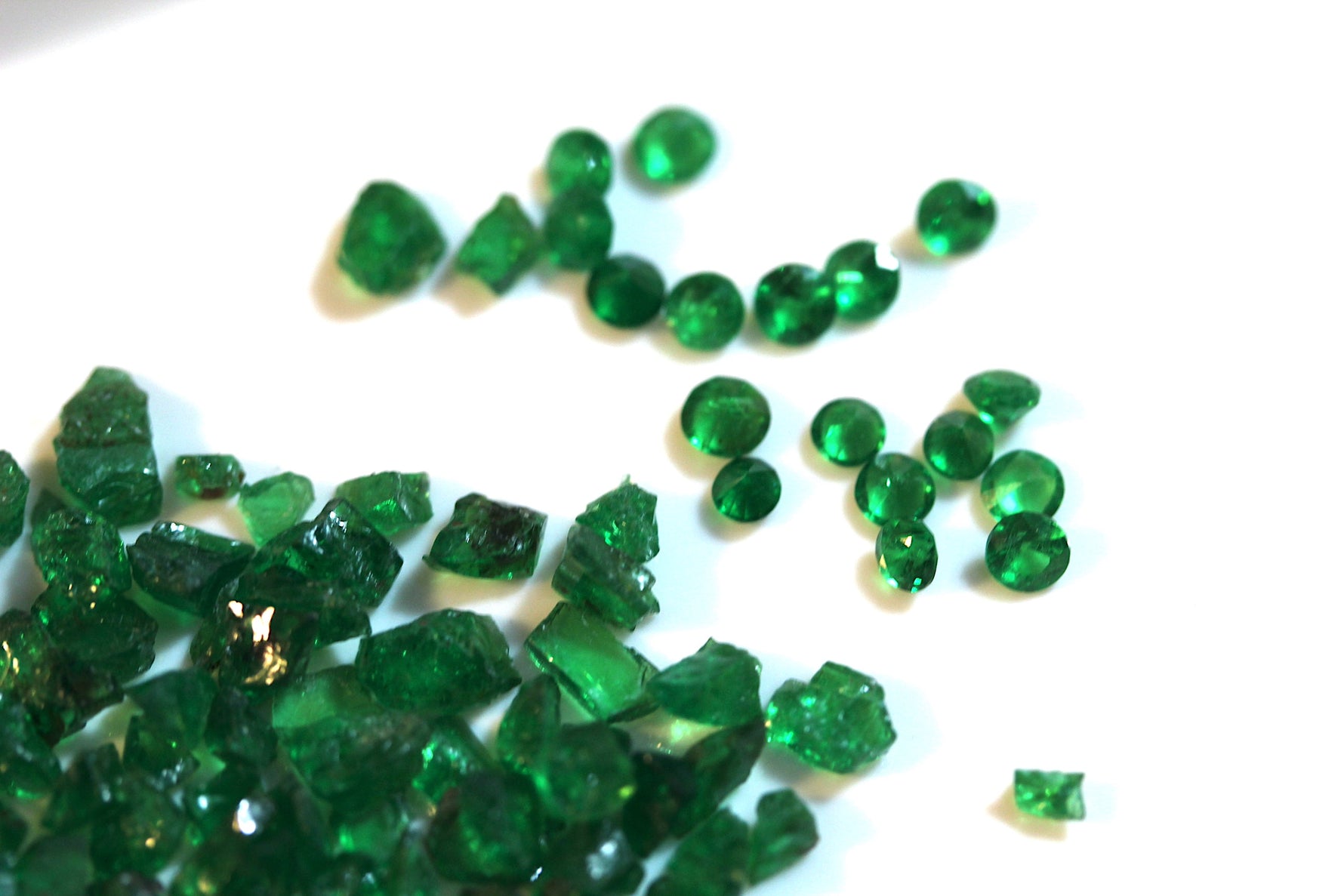 Buy Facet Rough Tsavorite garnets 