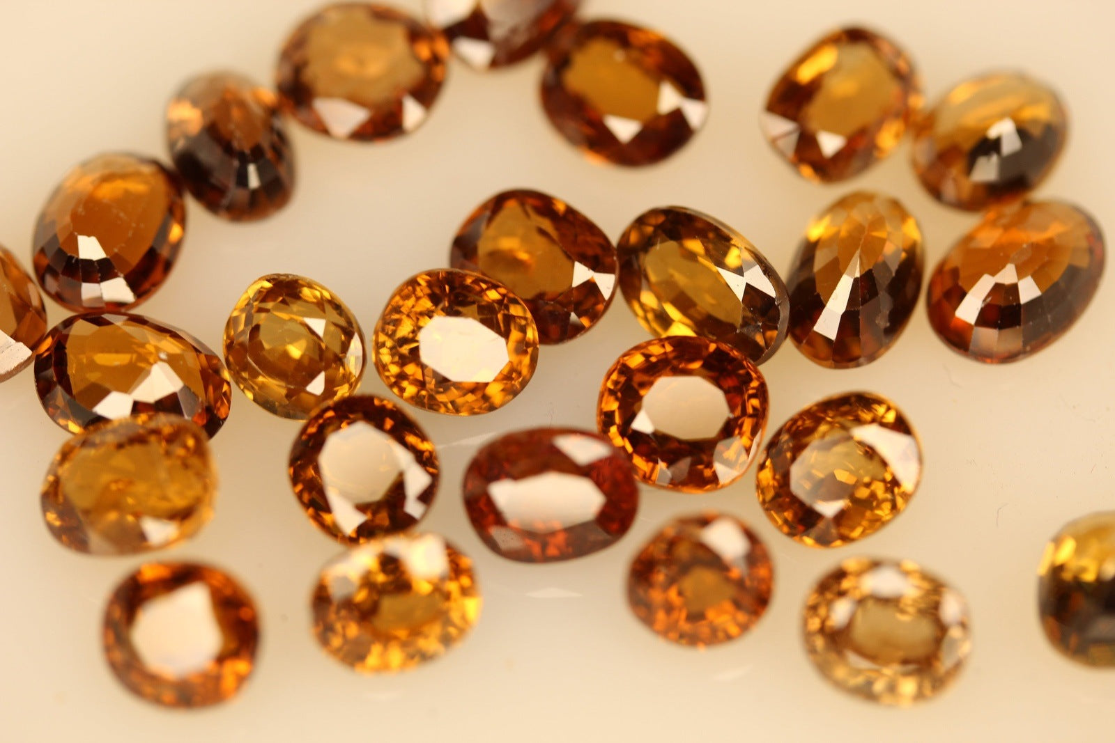 Natural zircon stone for sale