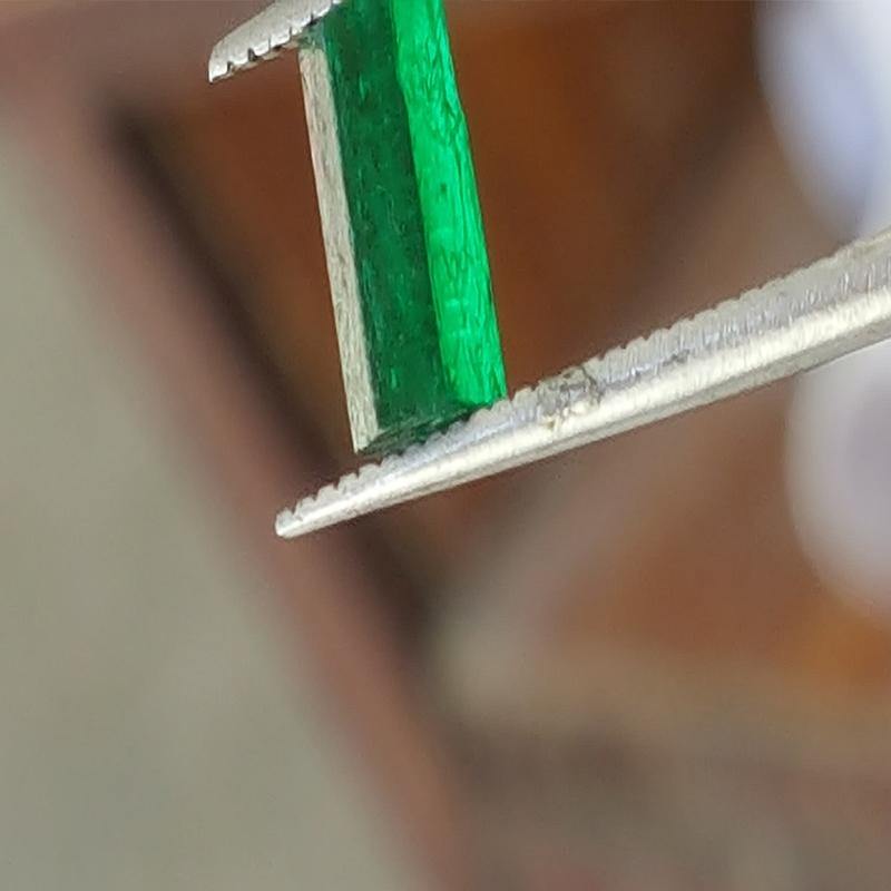 Swat Emerald Stones for Cutting - Faceting Emerald Stones