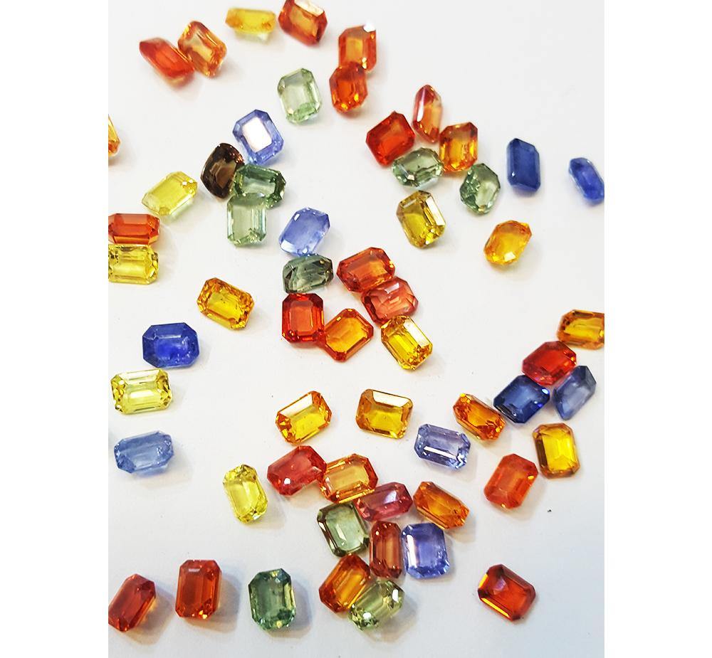 Multicolor Rainbow Sapphires in Calliberation for Sale