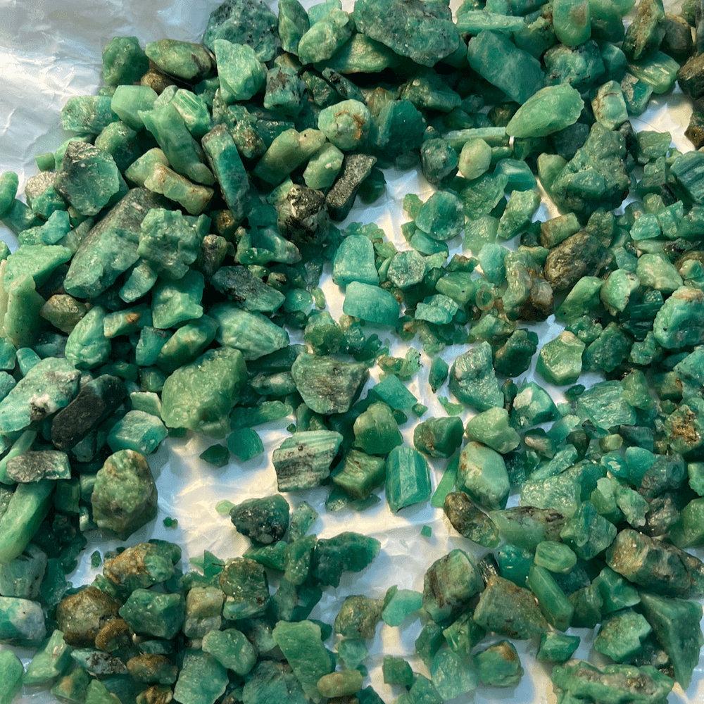 Raw Emerald Stones for Sale online