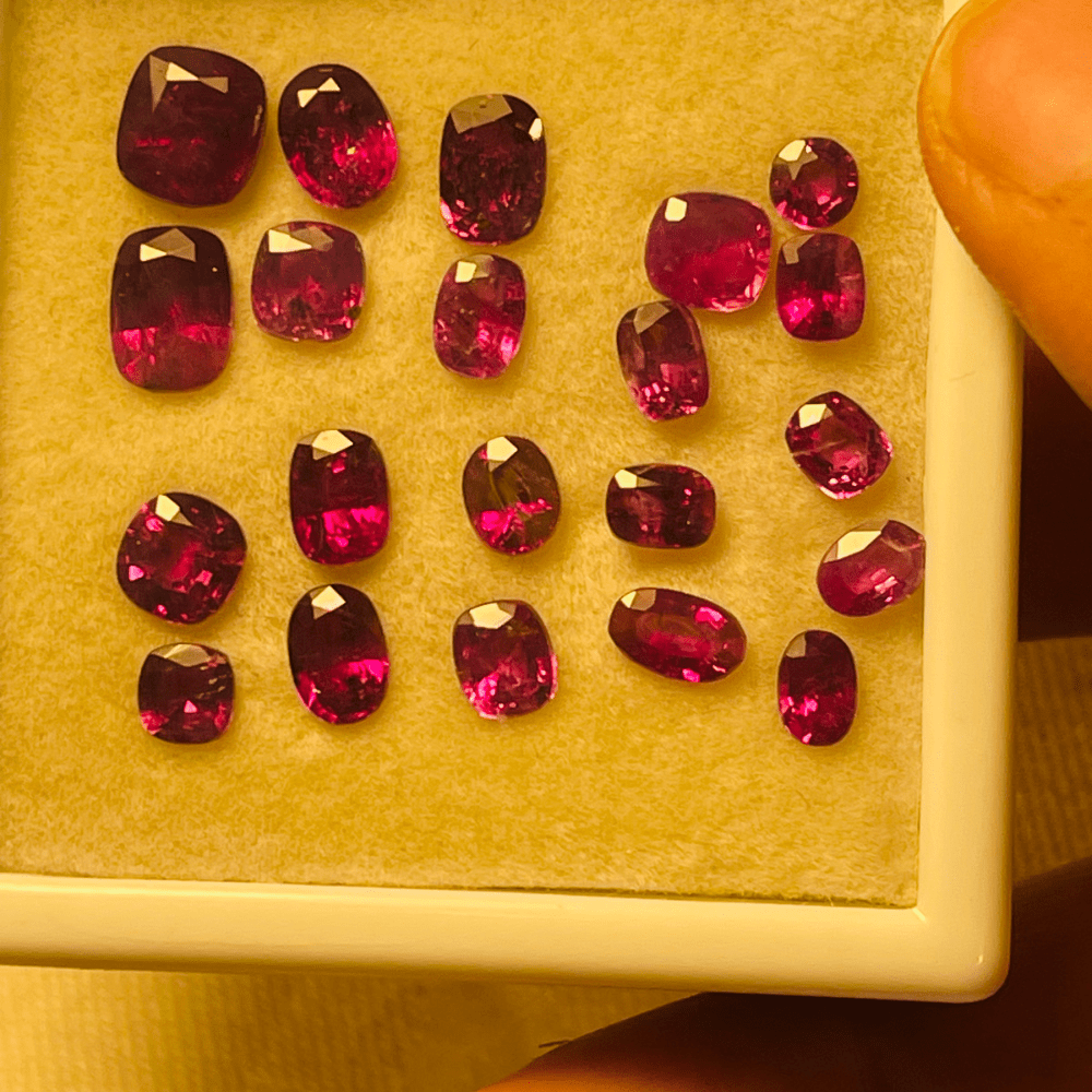 15 Carats Natural Kashmir Sapphires - Authentic and Beautiful Loose Stones