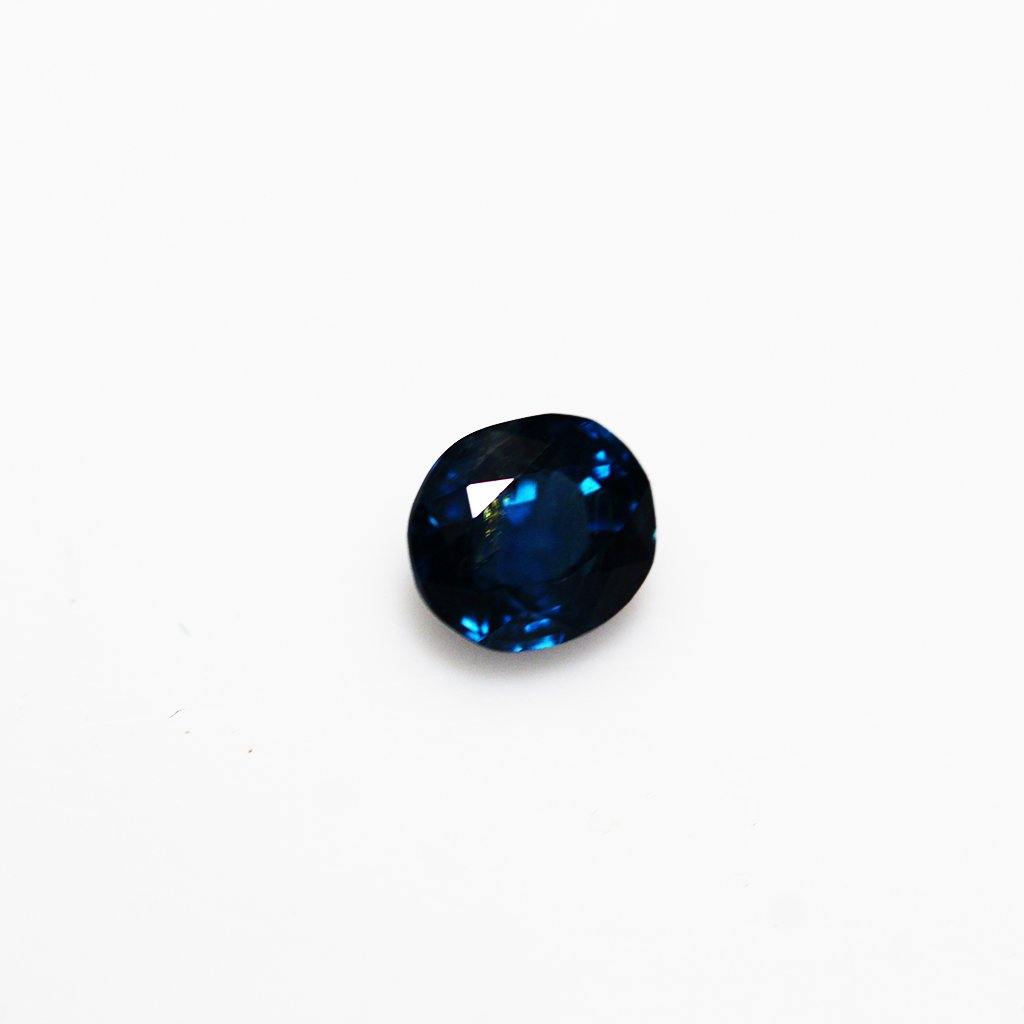 0.92ct Natural Royal Blue Ceylon Sapphire.